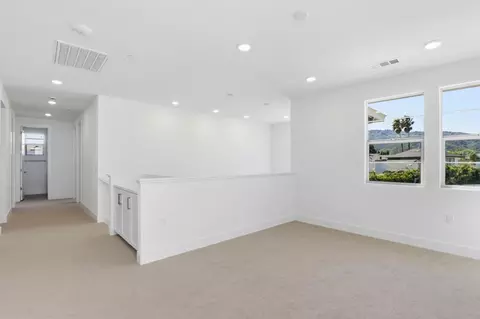 Entry Way - 7344 Ailes Ct, Gilroy, CA 95020 photo 3 of 6