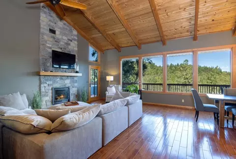 22125 Miller Ridge Rd, Los Gatos, CA 95033