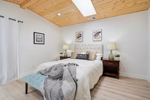 Bedroom - 27 Midway Ave, Mill Valley, CA 94941 photo 1 of 6