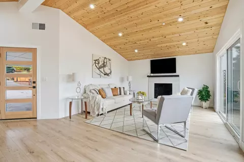 Living - 27 Midway Ave, Mill Valley, CA 94941 photo 2 of 5