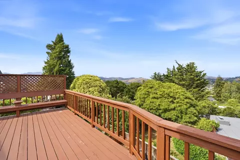 Exterior - 27 Midway Ave, Mill Valley, CA 94941 photo 1 of 3