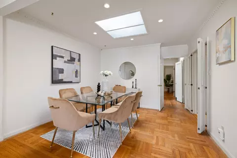 Dining - 665 27th St, San Francisco, CA 94131 photo 2 of 3
