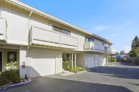 751 W Middlefield Rd C, Mountain View, CA 94043
