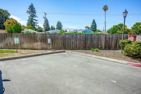 751 W Middlefield Rd C, Mountain View, CA 94043 photo 25