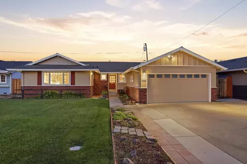 3790 Blossomview Dr, San Jose, CA 95118