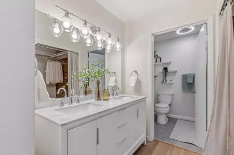 Bath - 2603 Willowbrook Ln 22, Aptos, CA 95003 photo 1 of 5