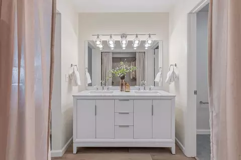 Bath - 2603 Willowbrook Ln 22, Aptos, CA 95003 photo 3 of 5