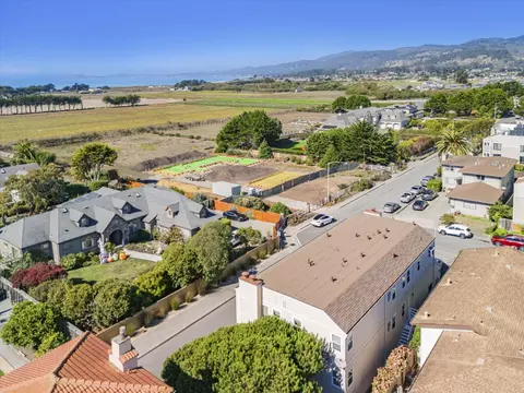 View/Area - 430 Pine Ave, Half Moon Bay, CA 94019 photo 4 of 4