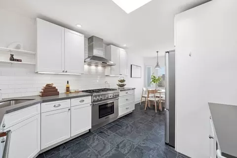2270 30th Ave, San Francisco, CA 94116 photo 14