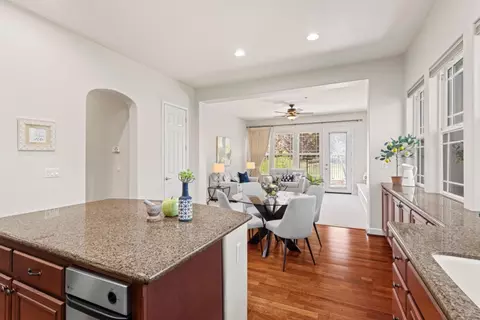 Kitchen - 7071 Eagle Ridge Dr, Gilroy, CA 95020 photo 6 of 7