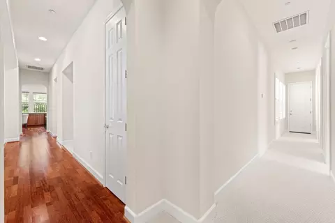 Entry Way - 7071 Eagle Ridge Dr, Gilroy, CA 95020 photo 5 of 6