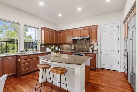 Kitchen - 7071 Eagle Ridge Dr, Gilroy, CA 95020 photo 2 of 7