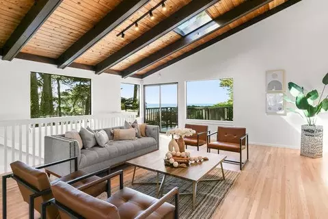 Living - 235 Beverly Pl, Pacifica, CA 94044 photo 1 of 3