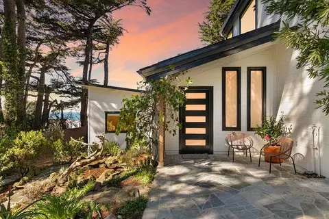 235 Beverly Pl, Pacifica, CA 94044