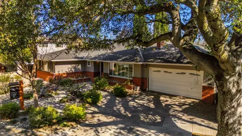 323 Myrtle St, Redwood City, CA 94062