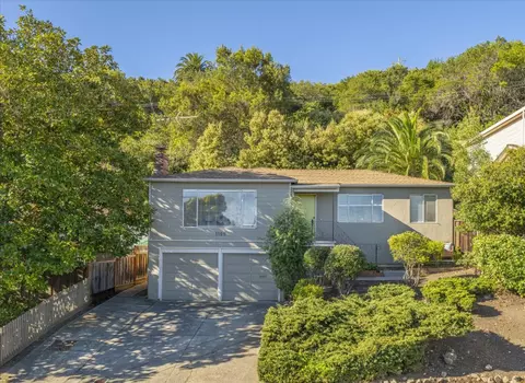 1196 Foothill St, Redwood City, CA 94061