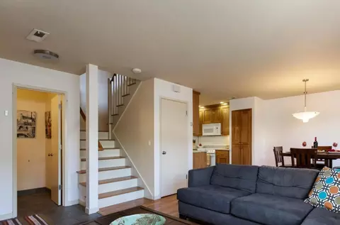 152 Torrey Pine Ter, Santa Cruz, CA 95060