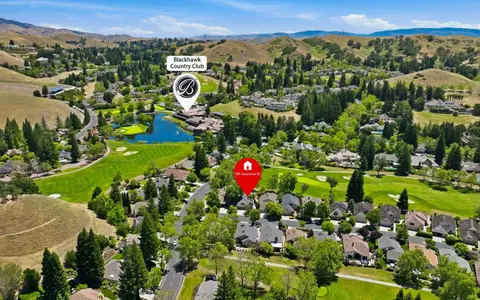 305 Jacaranda Dr, Danville, CA 94506