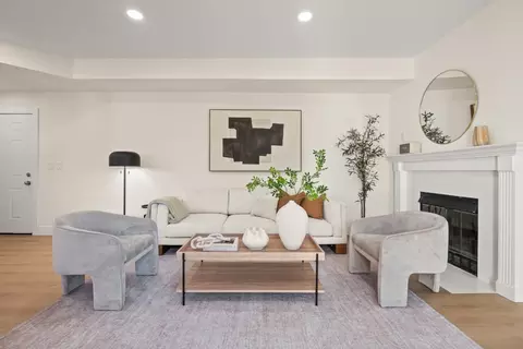 1302 Fairway Entrance Dr, San Jose, CA 95131