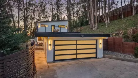 5 Arriba Dr, Aromas, CA 95004