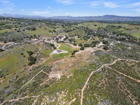 View/Area - 53330 Smith Rd, Bradley, CA 93426 photo 5 of 12