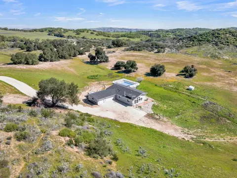 View/Area - 53330 Smith Rd, Bradley, CA 93426 photo 1 of 12