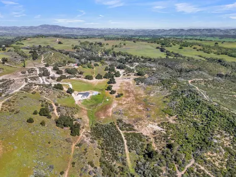 View/Area - 53330 Smith Rd, Bradley, CA 93426 photo 4 of 12