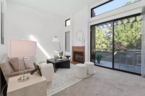 928 Wright Ave 402, Mountain View, CA 94043
