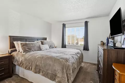 Bedroom - 1075 Sherman Dr, Salinas, CA 93907 photo 4 of 6