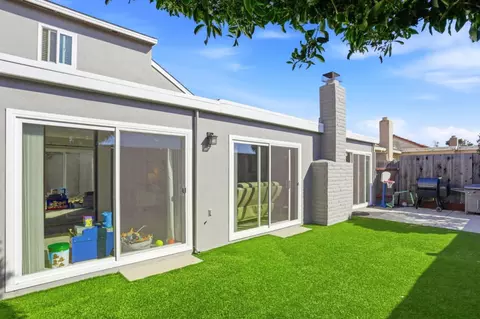 Exterior - 1075 Sherman Dr, Salinas, CA 93907 photo 3 of 5