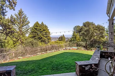 Exterior - 950 Espinosa Rd, Woodside, CA 94062 photo 5 of 6