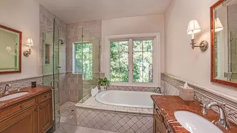 Bath - 950 Espinosa Rd, Woodside, CA 94062 photo 1 of 2
