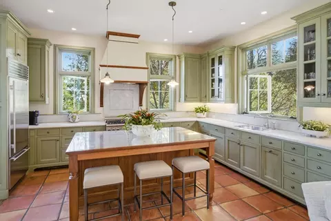 Kitchen - 950 Espinosa Rd, Woodside, CA 94062 photo 3 of 3