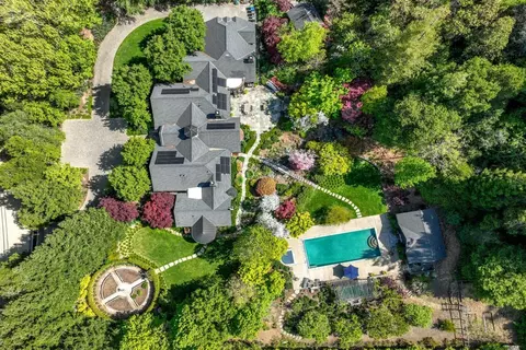 160 Phillip Rd, Woodside, CA 94062