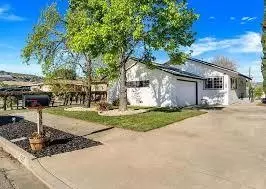 Exterior - 635 Paraiso Ave, Spring Valley, CA 91977 photo 3 of 10