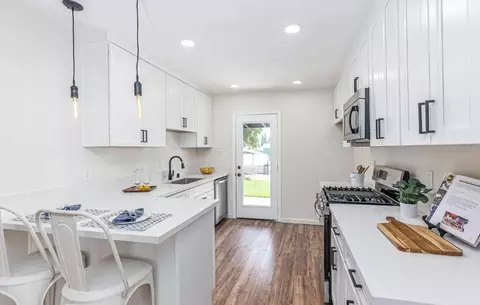 Kitchen - 635 Paraiso Ave, Spring Valley, CA 91977 photo 2 of 4