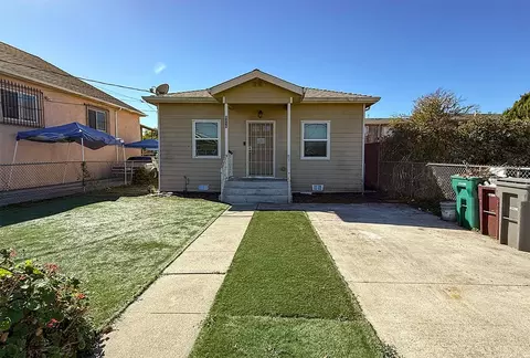 9219 Holly St, Oakland, CA 94603