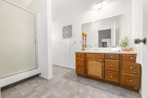 Bath - 1130 Hidden Valley Rd, Soquel, CA 95073 photo 2 of 2