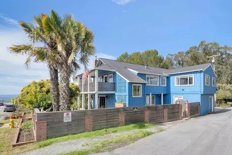 61 Ocean St, Davenport, CA 95017