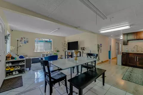2855 Senter Rd 63, San Jose, CA 95111