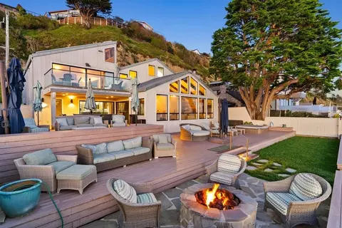 765 Las Olas Dr, Aptos, CA 95003