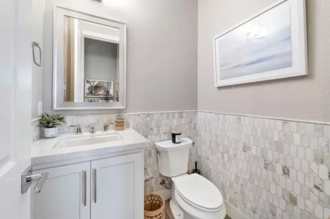 Bath - 1814 Links Dr, Seaside, CA 93955 photo 1 of 6