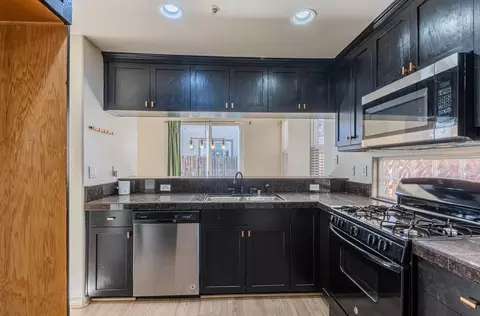 Kitchen - 980 Longfellow Dr, Salinas, CA 93906 photo 1 of 2