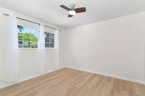Bedroom - 679 School St, Pittsburg, CA 94565 photo 6 of 8