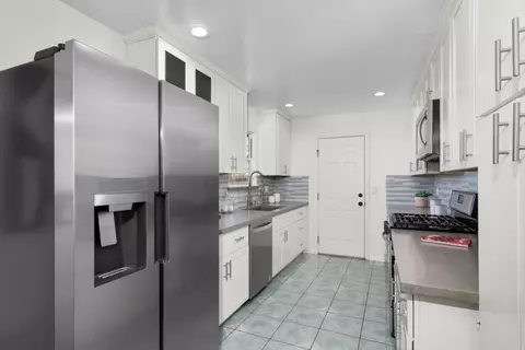 Kitchen - 679 School St, Pittsburg, CA 94565 photo 1 of 5