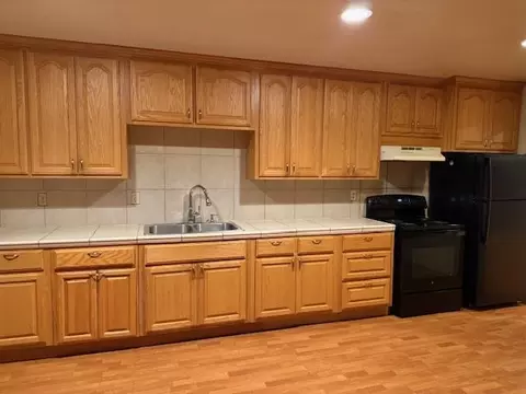 Kitchen - 466 Calaveras Dr, Salinas, CA 93906 photo 1 of 4