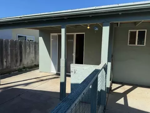 Exterior - 466 Calaveras Dr, Salinas, CA 93906 photo 6 of 6