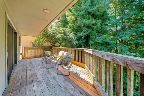 Exterior - 146 Aptos School Rd, Aptos, CA 95003 photo 5 of 8