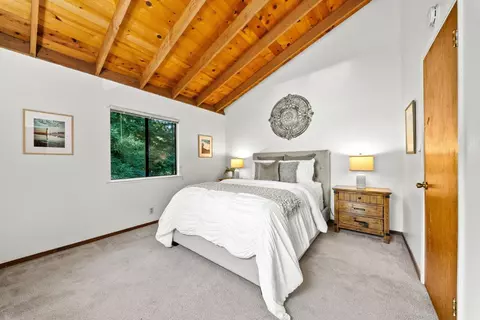 Bedroom - 146 Aptos School Rd, Aptos, CA 95003 photo 1 of 3