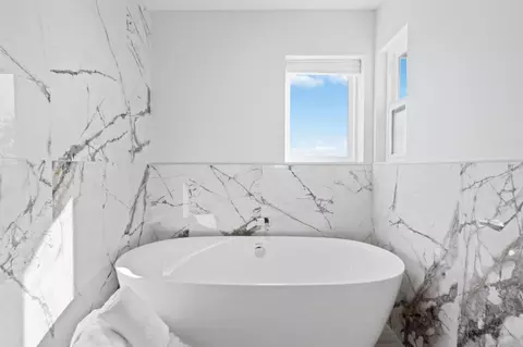 Bath - 634 Coronado St, El Granada, CA 94018 photo 4 of 9